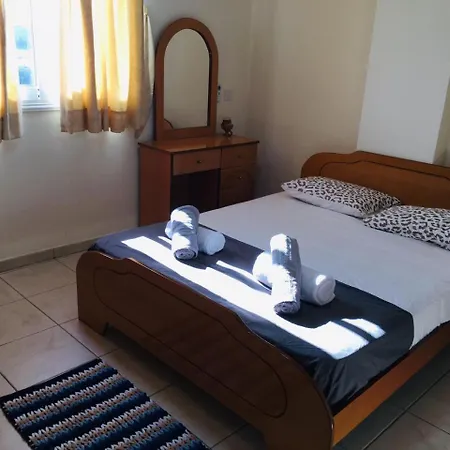 Daire Sunrise Beach Court *