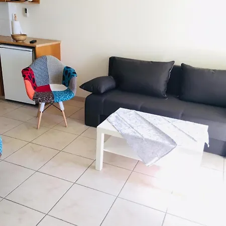 Sunrise Beach Court لارنكا